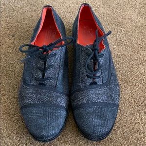 Tom’s Oxfords